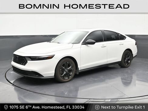 Used 2025 Honda Accord SE image 1