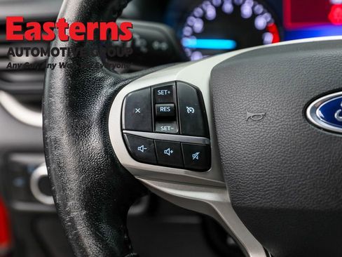 Used 2021 Ford Explorer XLT image 15