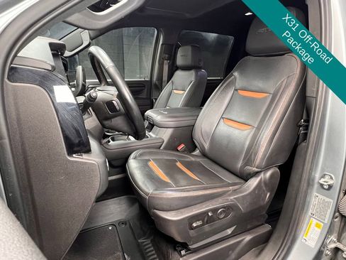 Used 2024 GMC Sierra 2500 AT4 w/ AT4 Preferred Package image 3