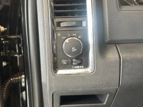 Used 2012 RAM 1500 Laramie w/ Protection Group AWD/4WD image 17