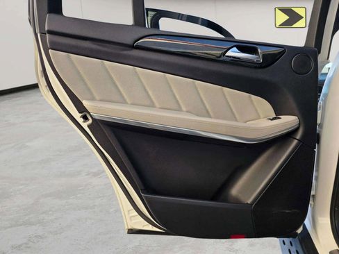 Used 2014 Mercedes-Benz GL 350 BlueTEC 4MATIC image 27