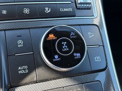 Certified 2023 Hyundai Santa Fe SEL w/ Winter Weather Package AWD/4WD image 17