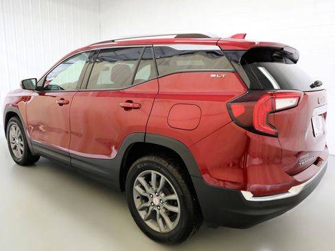 Certified 2024 GMC Terrain SLT w/ Infotainment Package II AWD/4WD image 21