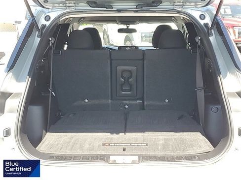 Used 2022 Mitsubishi Outlander ES image 22