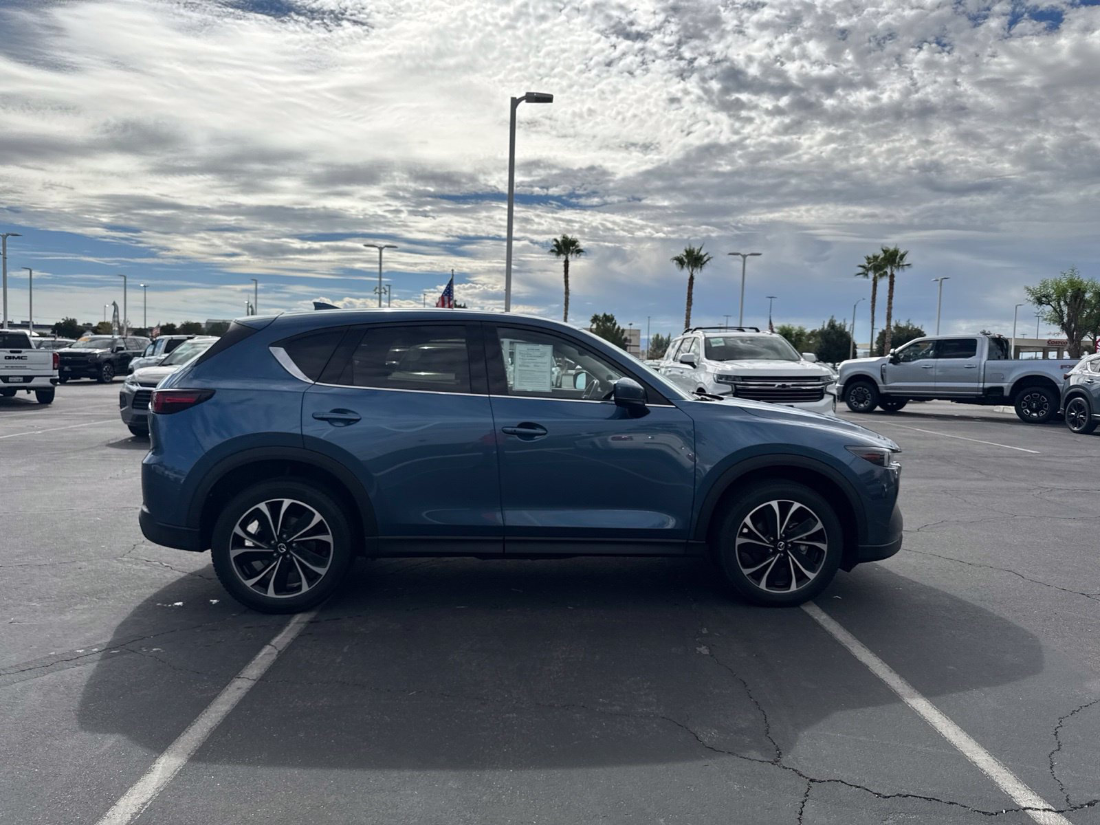 Used 2023 MAZDA CX-5 AWD 2.5 S w/ Premium Package image 6