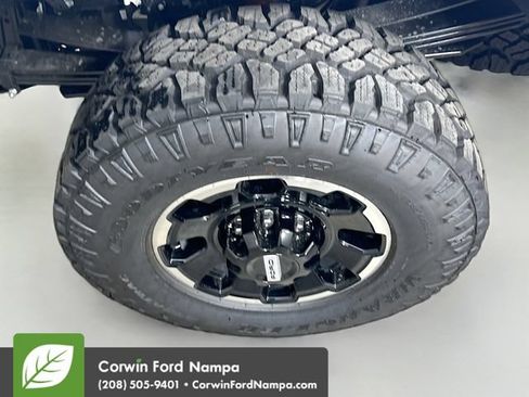Used 2026 Ford F250 Platinum w/ Tremor Off-Road Package AWD/4WD image 32