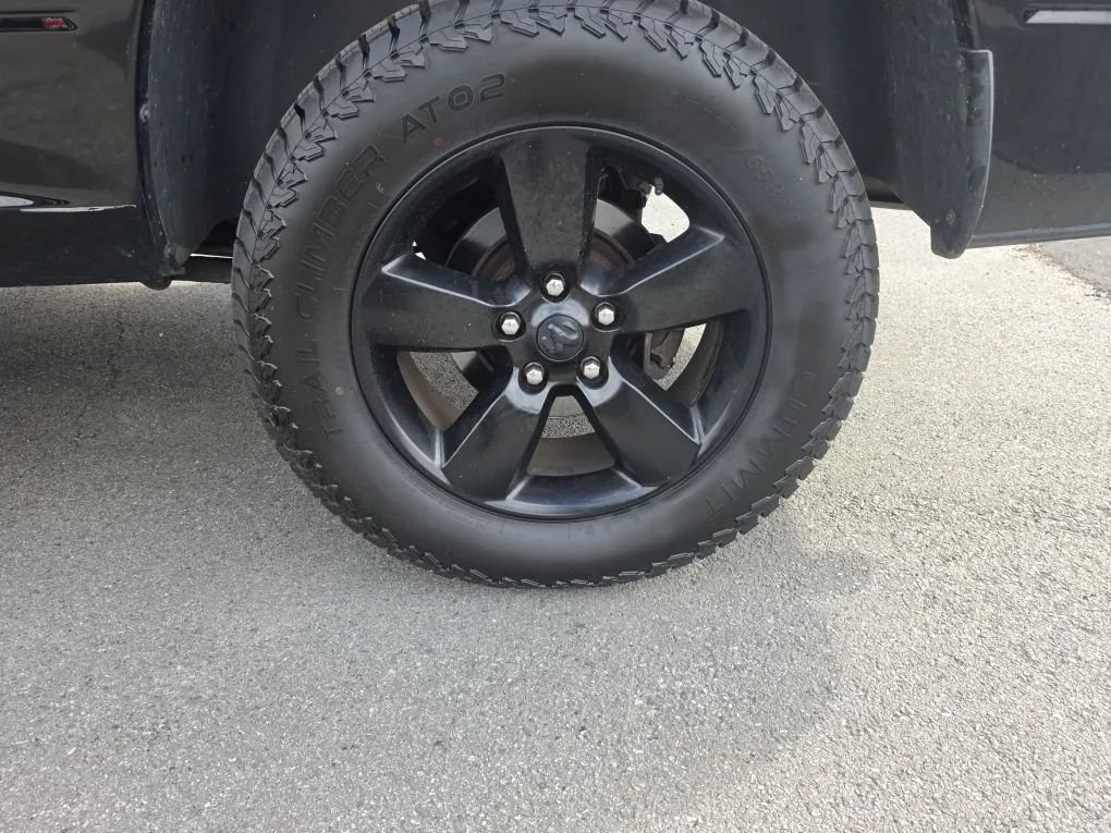 Used 2015 RAM 1500 Express w/ Black Ram 1500 Express Group AWD/4WD image 11