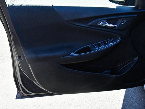 Used 2022 Chevrolet Malibu LS FWD image 13