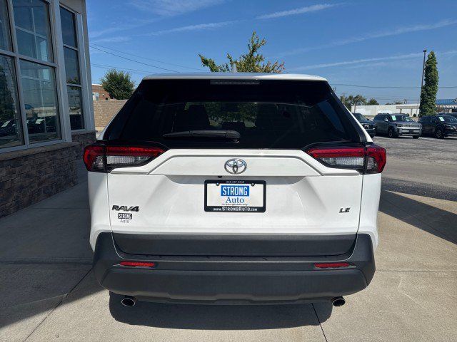 Used 2025 Toyota RAV4 LE FWD image 4