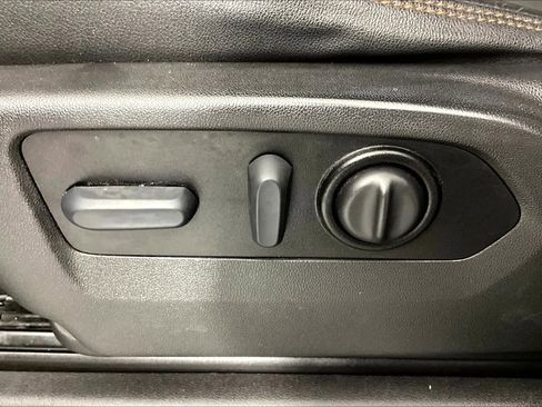 Used 2021 GMC Sierra 1500 AT4 image 35