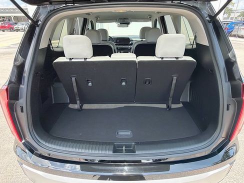 Used 2024 Kia Telluride S FWD image 11
