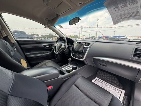 Used 2016 Nissan Altima 2.5 SR FWD image 20