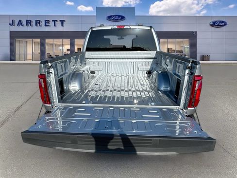 Used 2026 Ford F150 XLT w/ XLT Black Appearance Package RWD image 26
