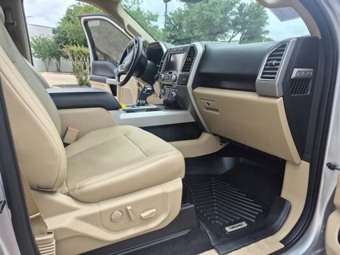 Used 2015 Ford F150 Lariat w/ Equipment Group 502A Luxury AWD/4WD image 24