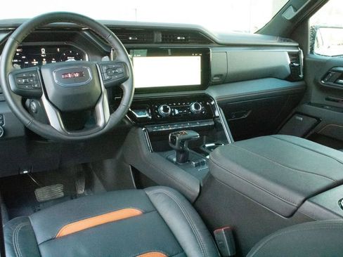 Certified 2025 GMC Sierra 1500 AT4 w/ AT4 Premium Package image 21