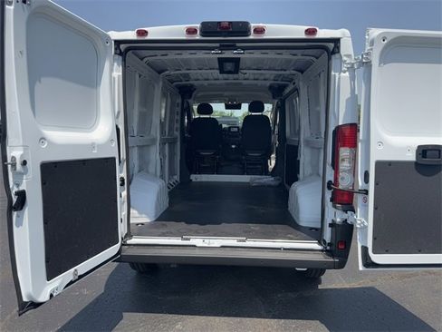 New 2025 RAM ProMaster 1500 w/ Quick Order Package 22G SLT image 16