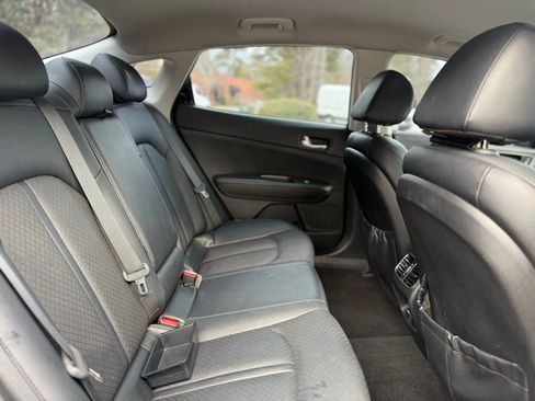 Used 2016 Kia Optima EX image 23