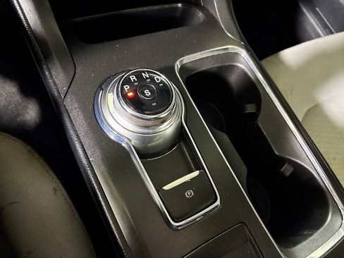 Used 2019 Ford Fusion SE w/ Equipment Group 151A image 18