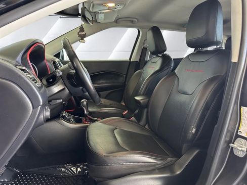 Used 2019 Jeep Compass Trailhawk w/ Leather Interior Group image 9