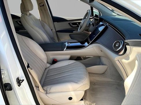 Used 2023 Mercedes-Benz EQS 450+ SUV image 31