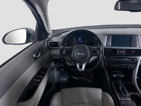 Used 2016 Kia Optima EX w/ Premium Package image 17