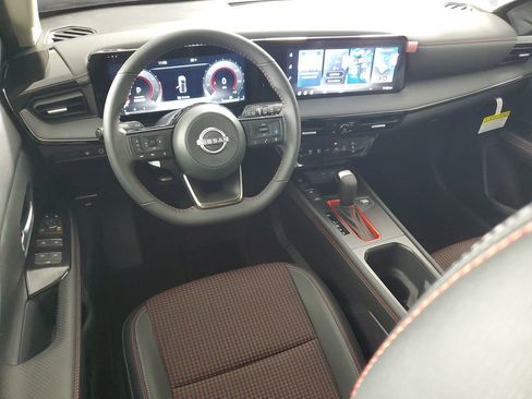 New 2026 Nissan Kicks SR image 15