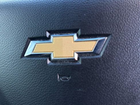 Used 2023 Chevrolet Silverado 1500 LT AWD/4WD image 26