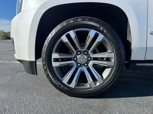 Used 2019 GMC Yukon XL Denali w/ Denali Ultimate Package image 11