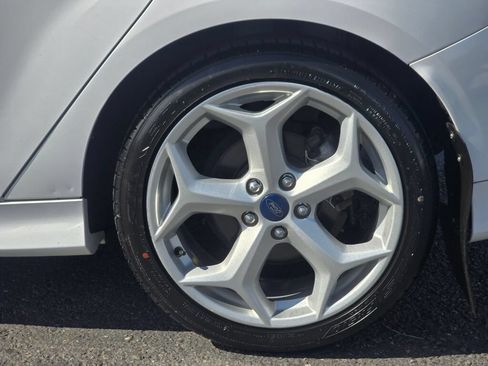 Used 2014 Ford Focus ST FWD image 10