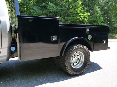 Used 2023 RAM 3500 SLT w/ Quick Order Package 2YG SLT AWD/4WD image 26