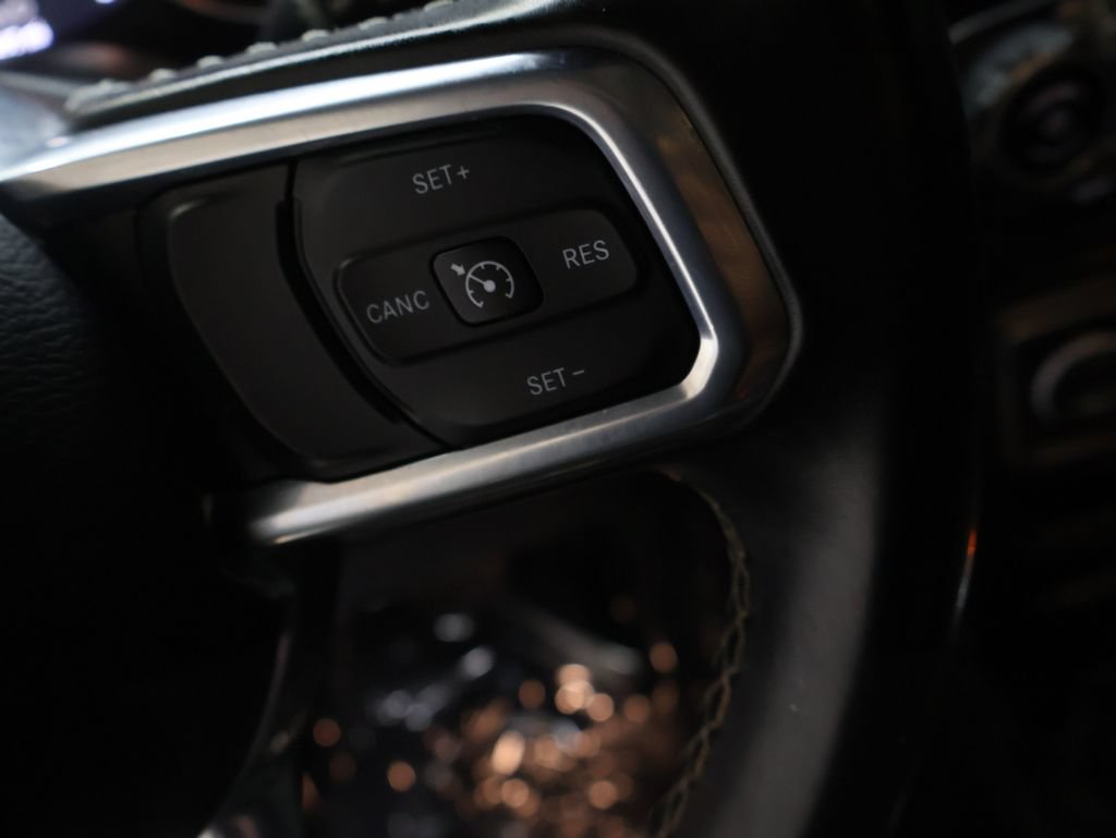 Used 2021 Jeep Wrangler Unlimited Sahara AWD/4WD image 21