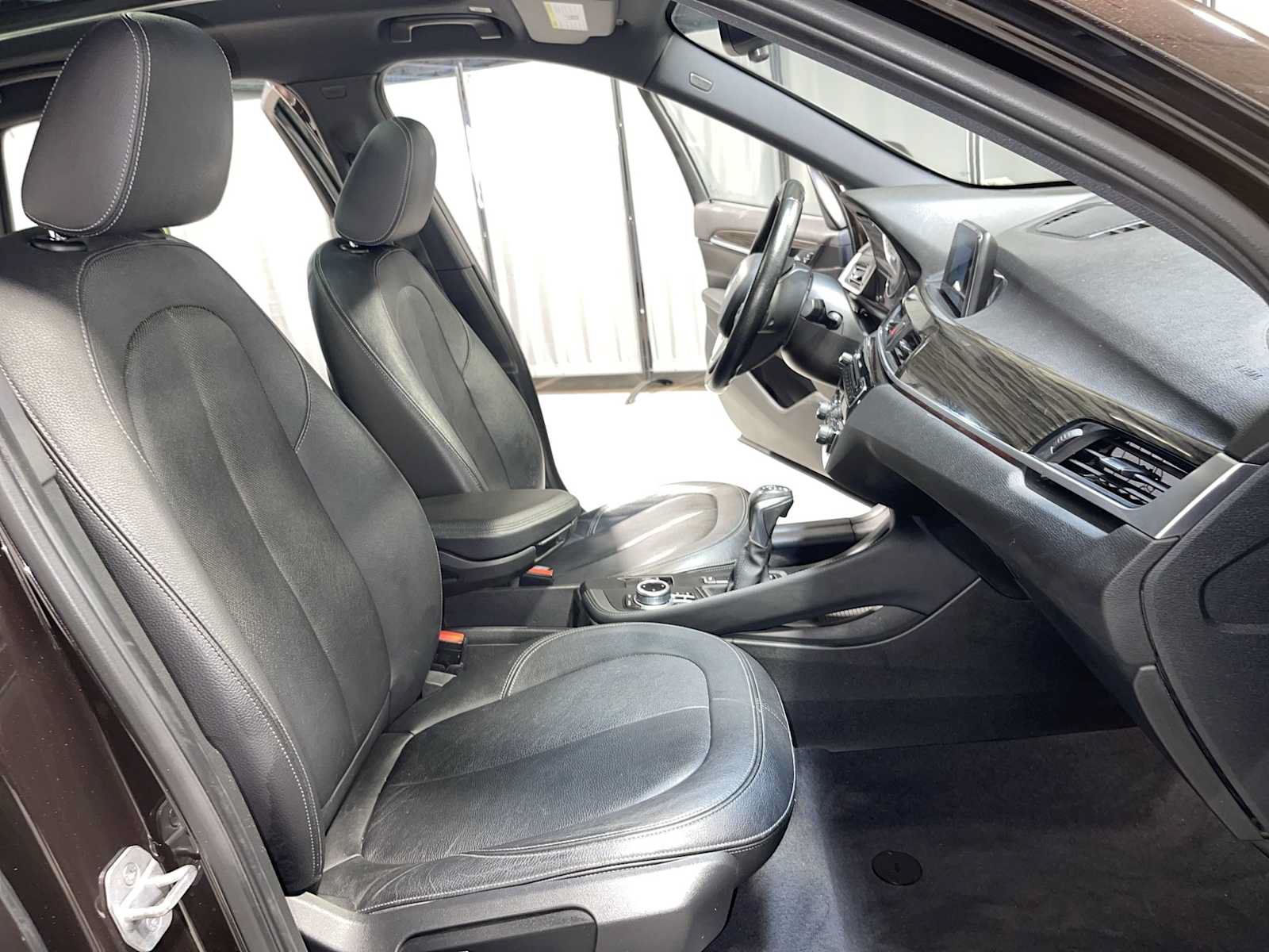 Used 2018 BMW X1 xDrive28i AWD/4WD image 14