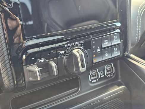 Used 2022 RAM 1500 Limited AWD/4WD image 33