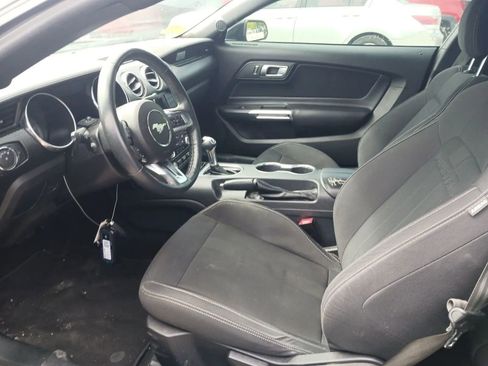 Used 2021 Ford Mustang Coupe RWD image 4