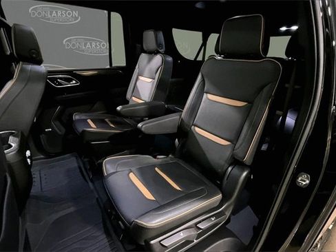 Used 2023 GMC Yukon XL AT4 image 14