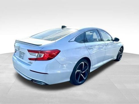 Used 2022 Honda Accord Sport image 7