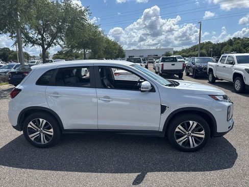 Used 2025 Mitsubishi Outlander Sport SE AWD/4WD image 6