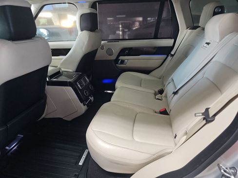 Used 2019 Land Rover Range Rover Long Wheelbase Supercharged image 15