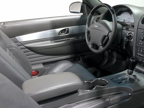 Used 2002 Ford Thunderbird image 70