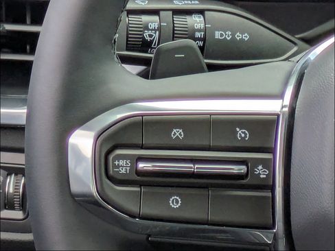 New 2026 GMC Acadia Elevation w/ LPO, Floor Liner Package FWD image 22