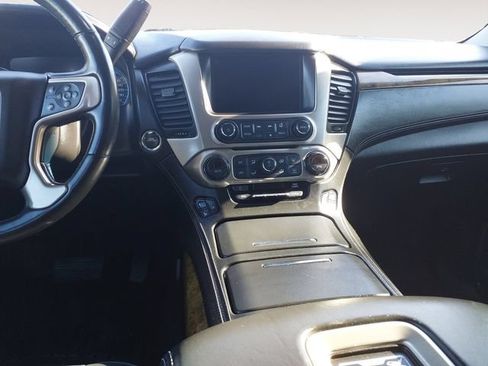 Used 2017 GMC Yukon Denali AWD/4WD image 11