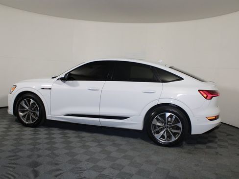 Used 2021 Audi e-tron Premium Plus w/ Premium Plus Package image 5