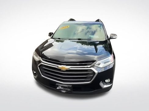 Used 2021 Chevrolet Traverse LT AWD/4WD image 3