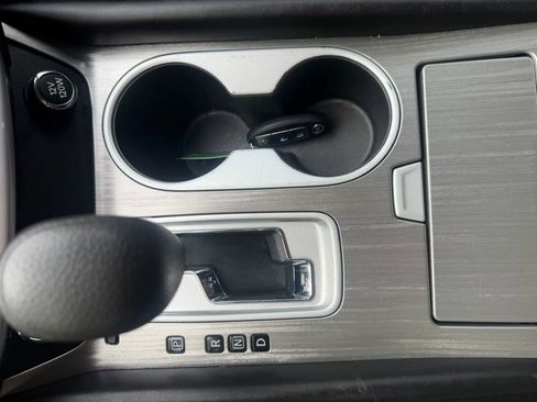 Used 2015 Nissan Murano S w/ Navigation Package image 21