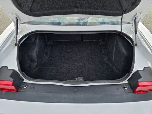 Used 2014 Dodge Challenger R/T image 20