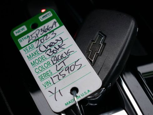 Used 2023 Chevrolet Bolt EUV LT w/ Driver Confidence Package image 34