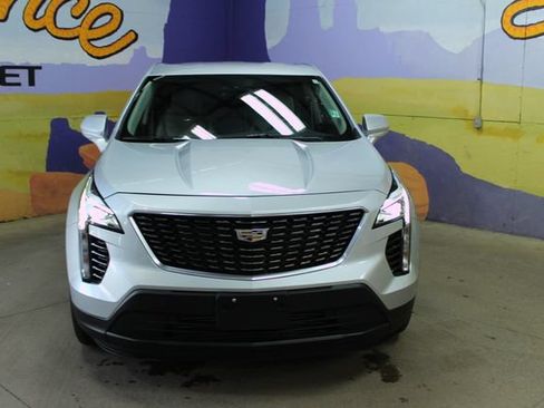 Used 2022 Cadillac XT4 Luxury w/ Driver Awareness Package AWD/4WD image 6