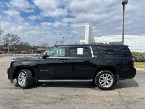 Used 2015 GMC Yukon XL SLT w/ Open Road Package image 3