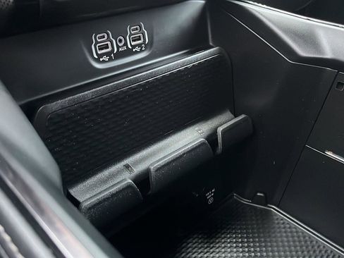 Used 2023 RAM 1500 Limited w/ Body Color Bumper Group image 19