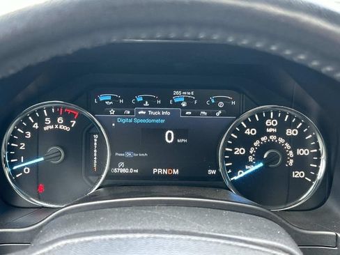 Used 2019 Ford F150 Lariat w/ Equipment Group 502A Luxury AWD/4WD image 40